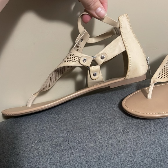 Call it spring sandals - Picture 2 of 5